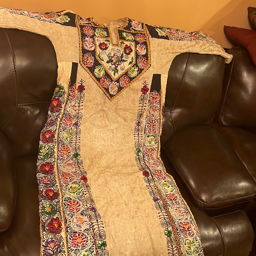 Middle Eastern Dress - Size 14/16 Large - Like handmade - Like new